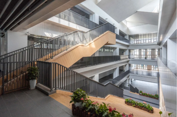 screenshot_1684746314-600x398